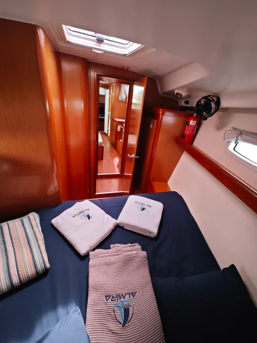 Beneteau Oceanis 43