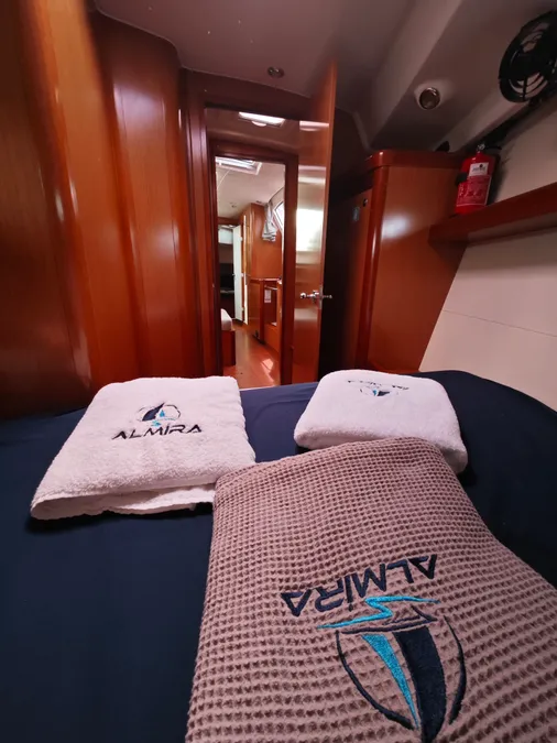 Beneteau Oceanis 43